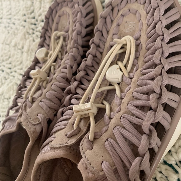 Keen Shoes Keen Uneek Water Shoes Women Size Poshmark